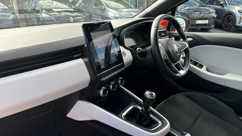 Renault Clio 1.0 TCe 100 S Edition 5dr Petrol Hatchback